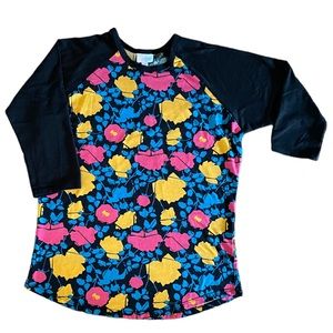 LulaRoe raglan baseball tshirt